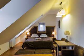 Отель Wine Garden Hotel Комборня Улучшенный двухместный номер с 1 кроватью или 2 отдельными кроватями-2